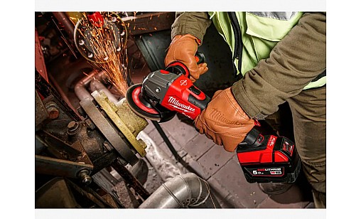Шлифмашина угловая аккумуляторная MILWAUKEE, M18 FSAGV125XB-0X, Ø125мм (HDкейс) Шлифмашина угловая аккумуляторная MILWAUKEE, M18 FSAGV125XB-0X, Ø125мм (HDкейс)