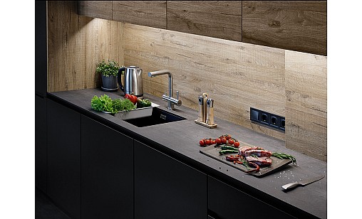 Компакт-плита FunderMax 0344 NN Riverside / черное ядро 2040х640х12 мм