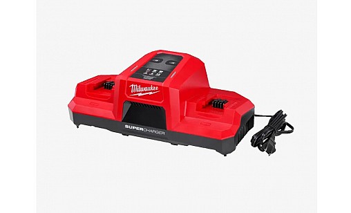 Зарядное устройство MILWAUKEE, M18 DBSC SUPER CHARGER (для 2х акк. М18)