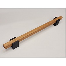 Ручка деревянная BRI 130/256 ясень TERRA