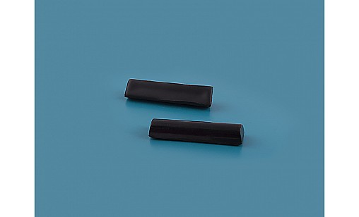 Палочка восковая черная 76