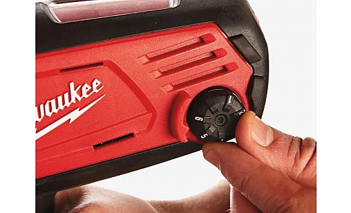 Пистолет для герметиков аккумуляторный MILWAUKEE, C18 PCG/310C-201В, 310мл (  заряд. устройство, 1 аккум.Х 2Ач, сумка)