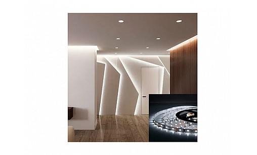 Стрічка світлодіодна 12V 2835-60/4,8W холодний Biom Стрічка світлодіодна 12V 2835-60/4,8W холодний Biom