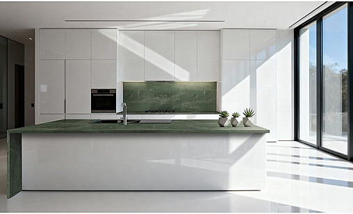 Столешница LUXEFORM S166 Изумруд 1U R3 4200х700х18 мм влагост.