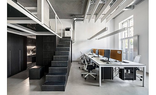 Компакт-плита FunderMax 0085 FH White / черное ядро 4100х640х12 мм