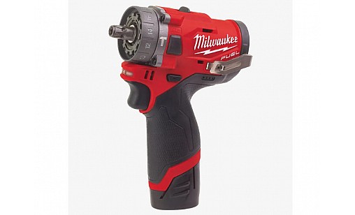 Дрель-шуруповерт аккумуляторный MILWAUKEE, M12 FPDX-202X, 37Нм, ( заряд.устройство, 2 аккум.Х 2Аг, кейс) Дрель-шуруповерт аккумуляторный MILWAUKEE, M12 FPDX-202X, 37Нм, ( заряд.устройство, 2 аккум.Х 2Аг, кейс)