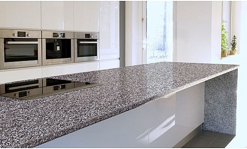 Стільниця LUXEFORM L914 Гранiт Бежевий 2U R6 3050х1200х28 мм вологост.