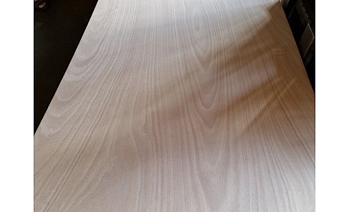 Фанера ФСФ Vigolungo шлифованная 2500х1250х4 мм 1/2 (B/BB) Ш2 Окуме Фанера ФСФ Vigolungo шлифованная 2500х1250х4 мм 1/2 (B/BB) Ш2 Окуме