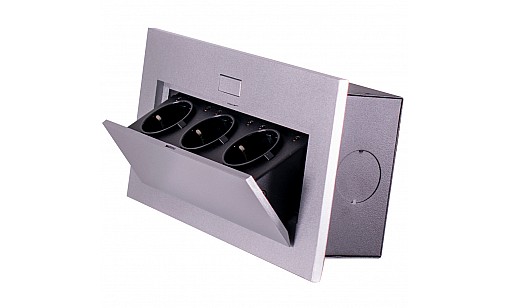 Блок врезной на 3 розетки с подъемной крышкой Алюминий