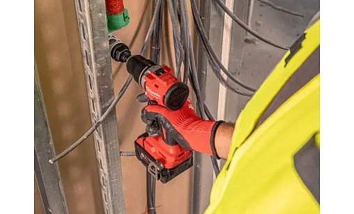 Дрель-шуруповерт аккумуляторный MILWAUKEE, M18 BLDDRC-0, 60Нм