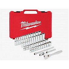 Набір головок хромованих метричних та дюймових 1/4'' MILWAUKEE з храповиком (50шт) Набір головок хромованих метричних та дюймових 1/4'' MILWAUKEE з храповиком (50шт)