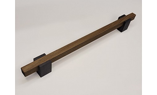 Ручка дерев'яна BRI 130/256 ясень UMBER